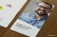 Load image into Gallery viewer, Free Appealing Flyer Mockup PSD
